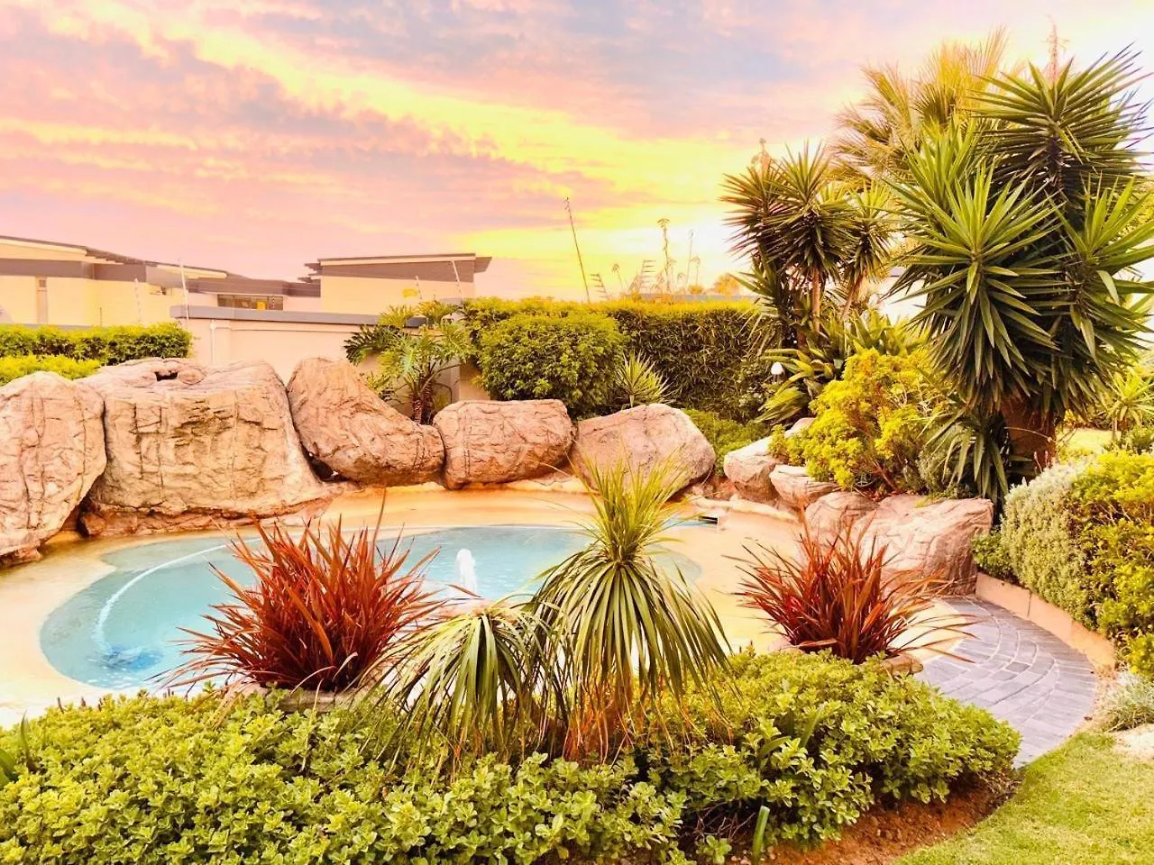 Sir Roys At The Sea Bed & Breakfast Port Elizabeth 4*,  South Africa