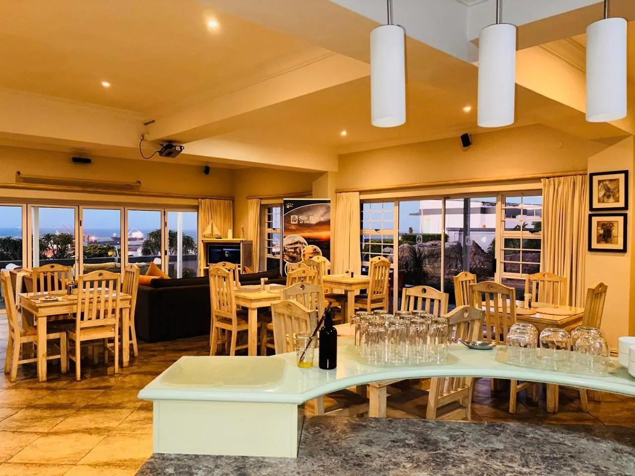 Sir Roys At The Sea Bed & Breakfast Port Elizabeth