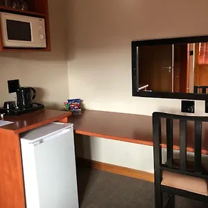 A La Martha's Air-port Guest house